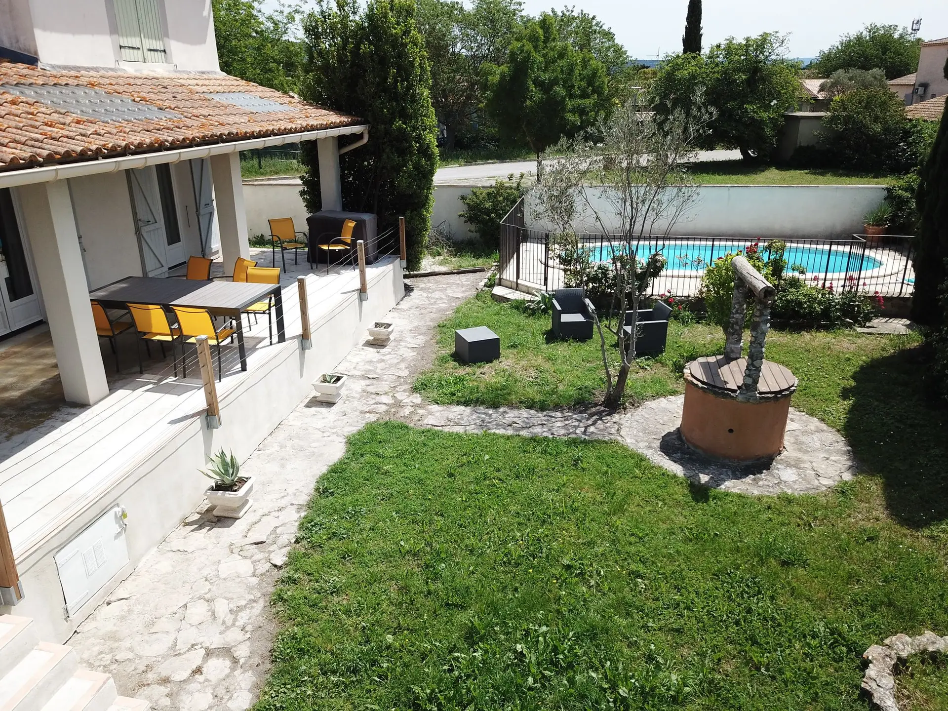 Der Garten und der Pool